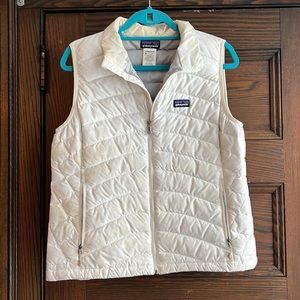 PATAGONIA- NanoPuff Puffer Vest White EUC